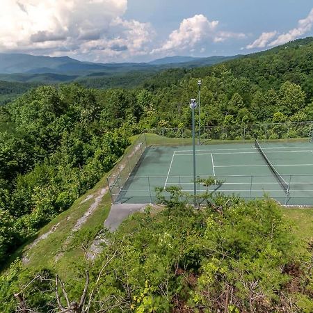 Modern Mountain Escape Villa Gatlinburg Bagian luar foto
