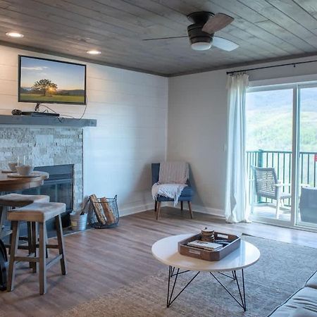 Modern Mountain Escape Villa Gatlinburg Bagian luar foto
