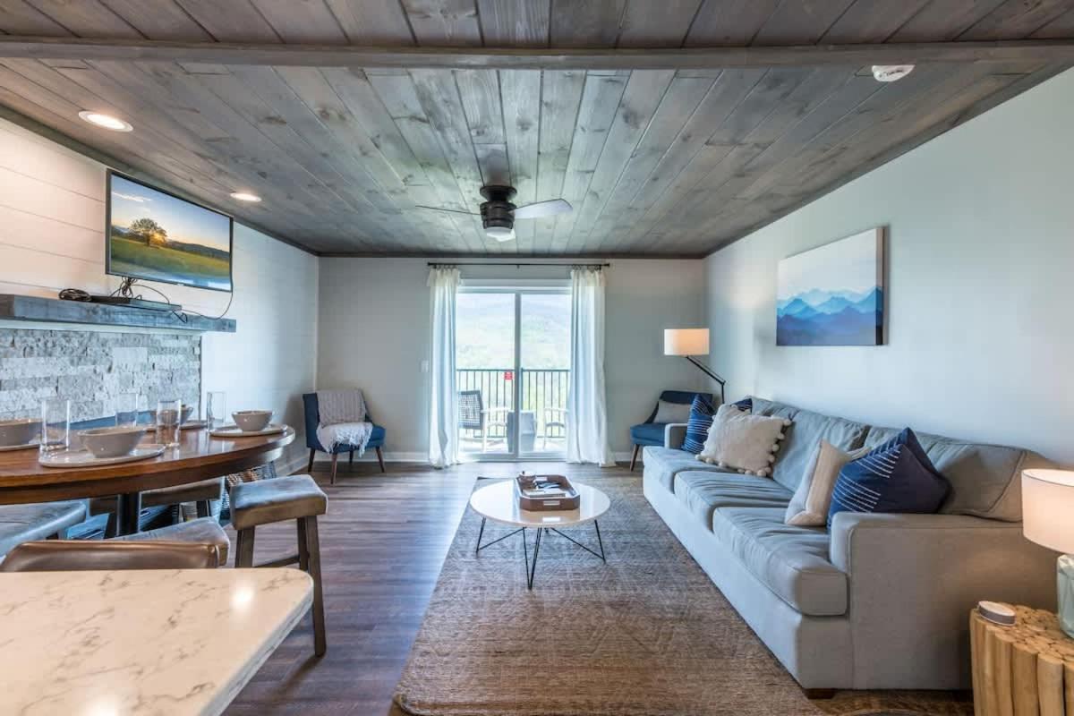 Modern Mountain Escape Villa Gatlinburg Bagian luar foto
